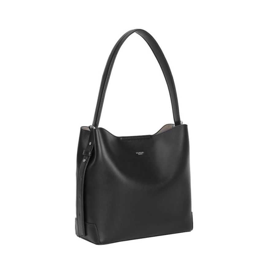 ULRIKA DESIGN svart MINIMALISM