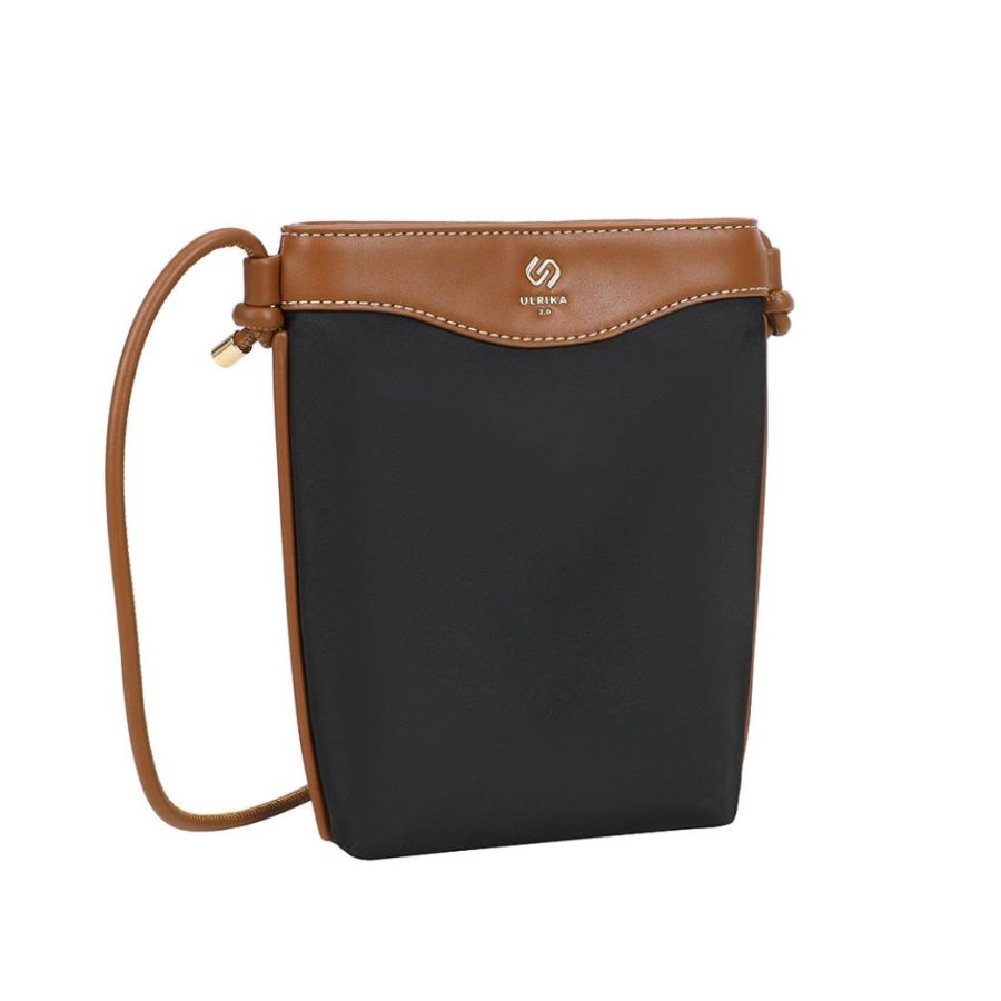 ULRIKA DESIGN svart TIMELESS